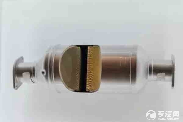 國六專用車上是不是都裝有顆粒捕捉器？